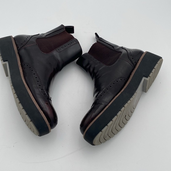 Zara Chelsea ankle Boot women 37 burgundy Chunky Sole pull on patent leather Y2K - Picture 8 of 13